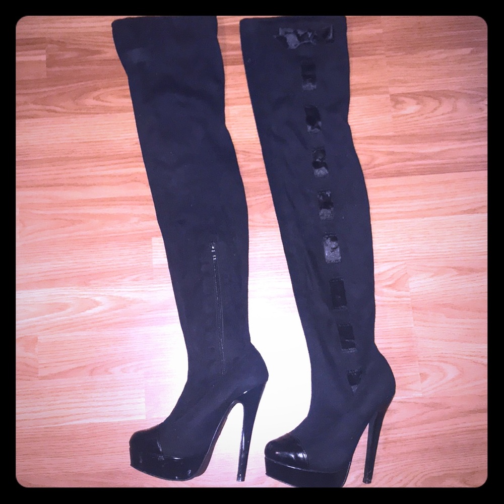 Black Boots